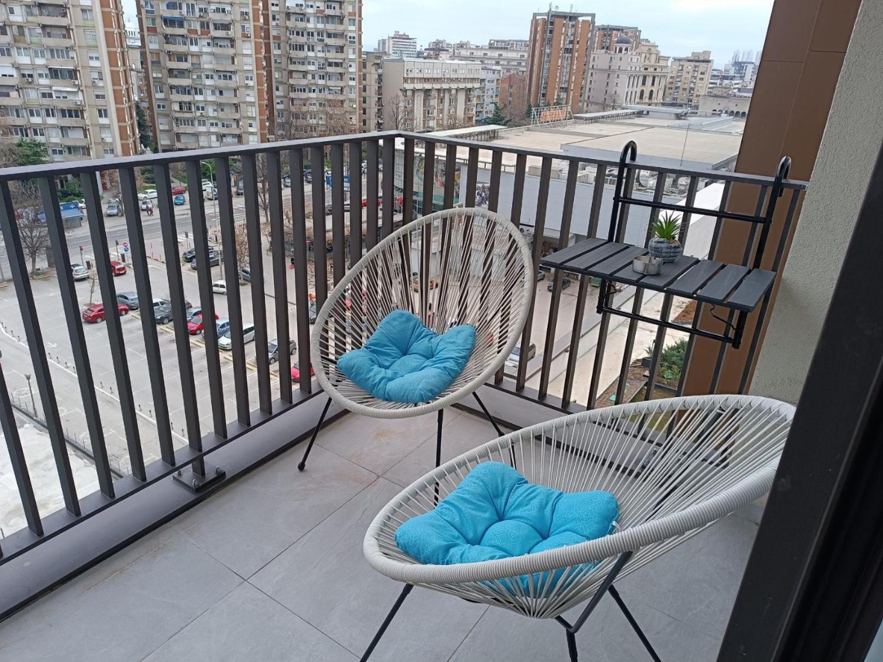 Anika Luxury Apartment At Diamond Center Escópia Exterior foto